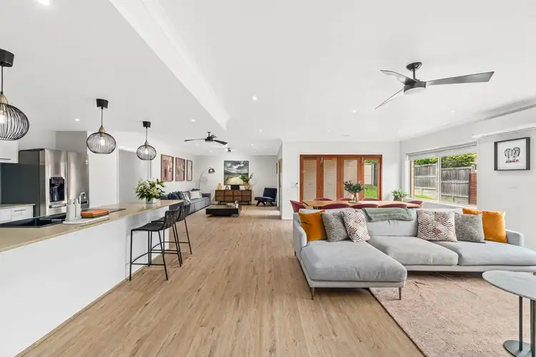 Fifth view of Homely house listing, 8 Windsor Court, Traralgon VIC 3844