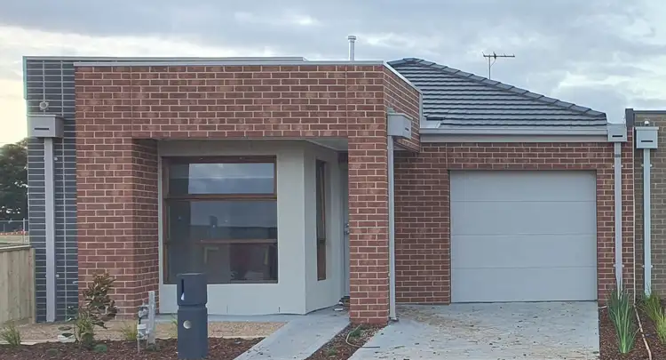 15 Turin Avenue, Deanside VIC 3336