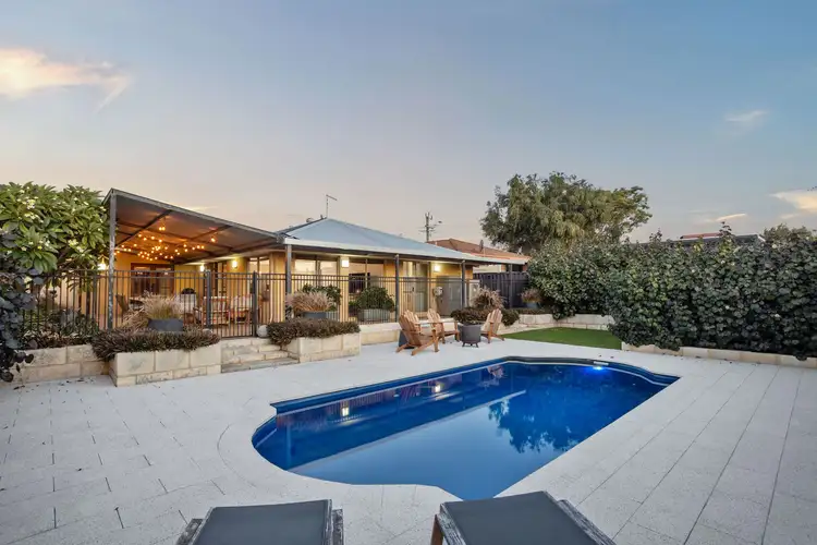 142 Dampier Avenue, Mullaloo WA 6027