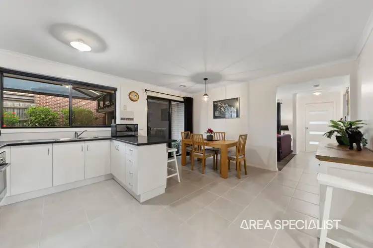 Fourth view of Homely house listing, 10 Doonie Way, Pakenham VIC 3810