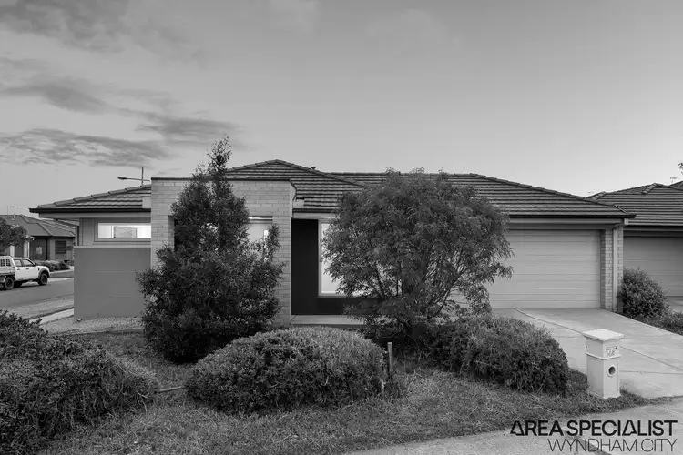 45 Paramount Boulevard, Wyndham Vale VIC 3024