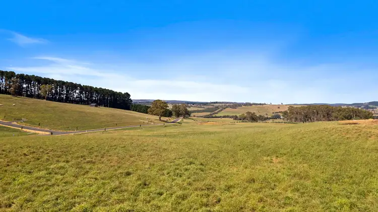 15 Moray Close, Oberon NSW 2787
