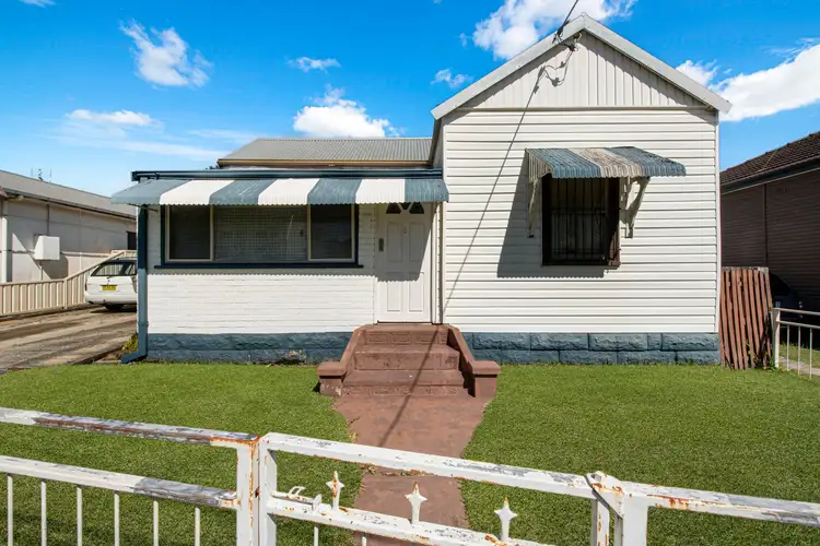 7 Victoria Avenue, The Entrance NSW 2261