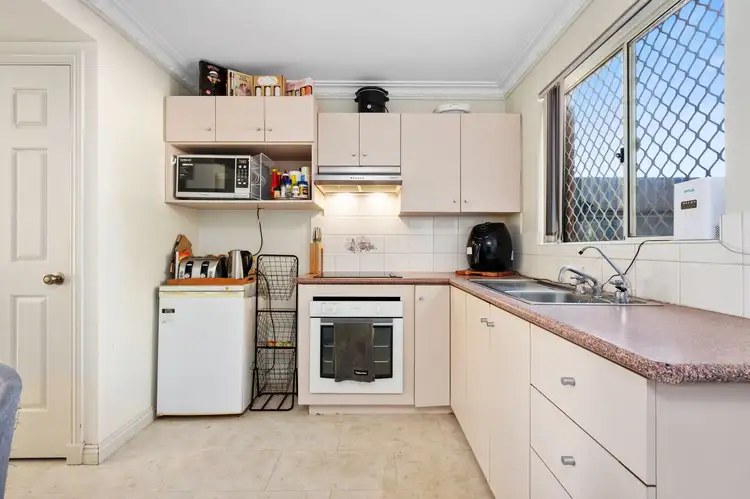 Fifth view of Homely unit listing, 10/36 Piesse Street, Boulder WA 6432