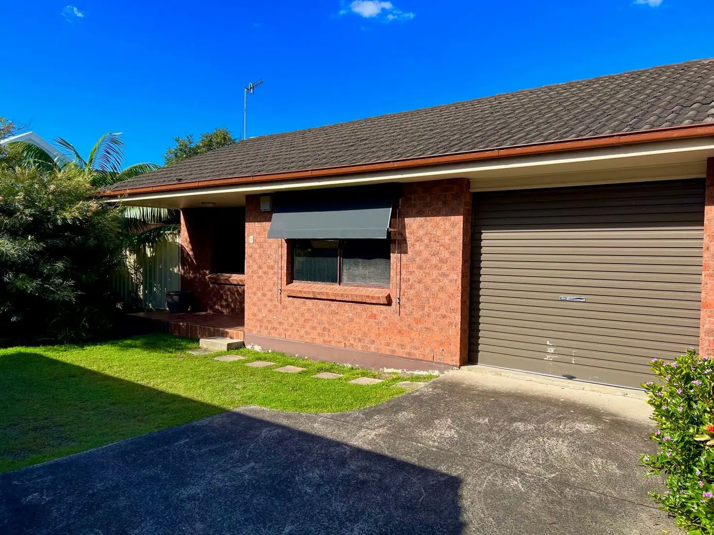 Main view of Homely villa listing, 3/90-92 Thompson Street, Long Jetty NSW 2261