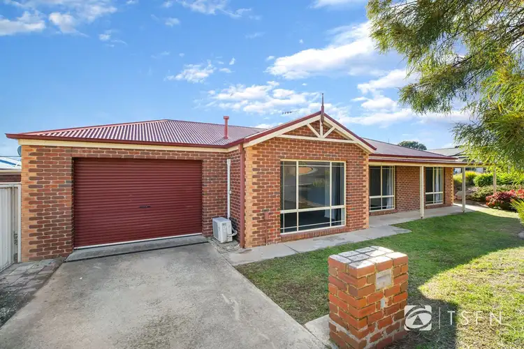 1 Hibiscus Court, Kangaroo Flat VIC 3555