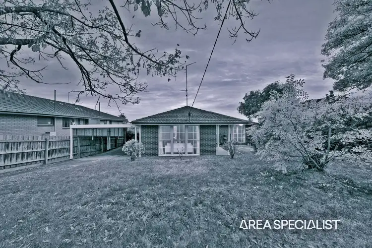 24 Gardenia Street, Pakenham VIC 3810