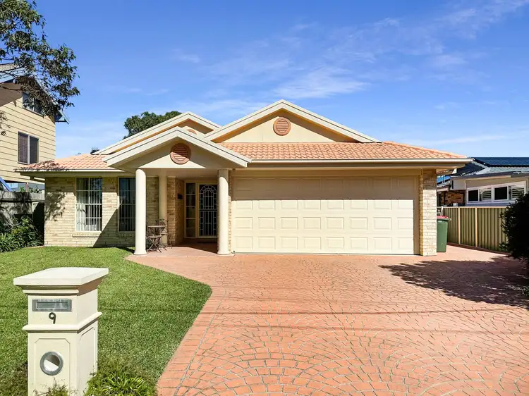 9 The Triangle, Culburra Beach NSW 2540