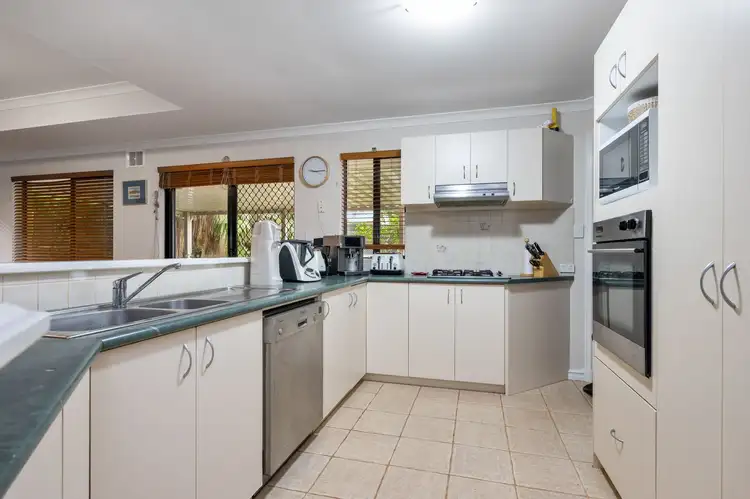 Fifth view of Homely house listing, 2/13 Russell Street, Lamington WA 6430