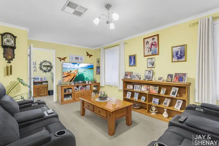 Second view of Homely house listing, 15 Piedmont Close, Endeavour Hills VIC 3802