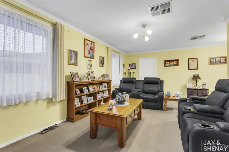 Third view of Homely house listing, 15 Piedmont Close, Endeavour Hills VIC 3802