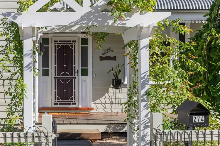 Second view of Homely house listing, 274 Queen Street, Bendigo VIC 3550