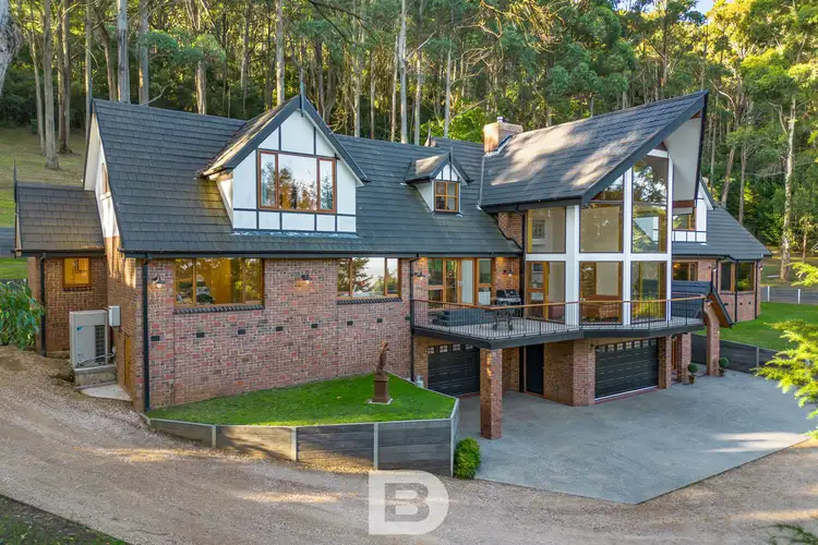 92 Douglas Road, Mount Macedon VIC 3441