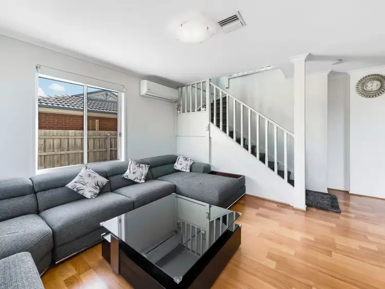 Sixth view of Homely house listing, 10 Helmsdale Court, Cranbourne West VIC 3977