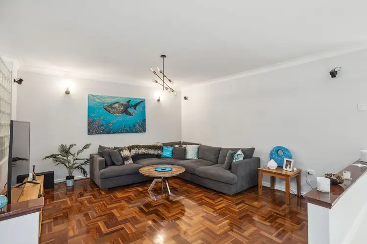 Fourth view of Homely house listing, 2 Sunbird Place, Ocean Reef WA 6027