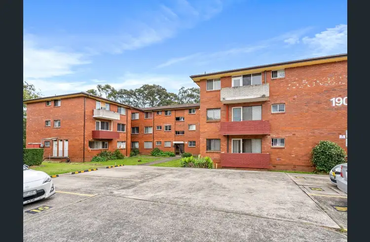 27/190 Sandal Crescent, Carramar NSW 2163