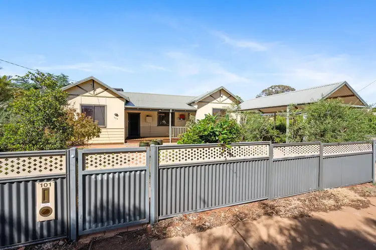 101 LYALL STREET, Lamington WA 6430