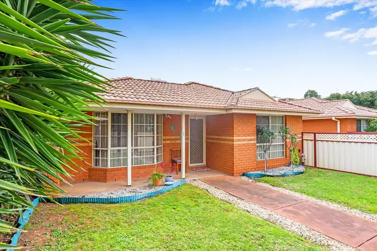 1/17 Toolern Street, Melton South VIC 3338