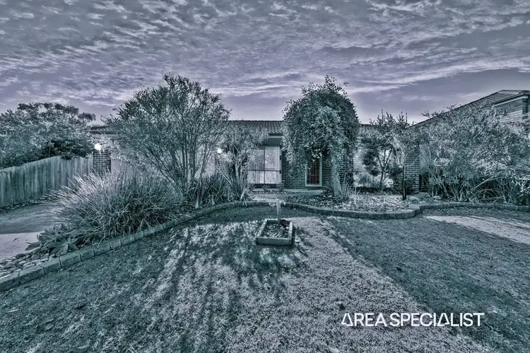 24 Jarrah Court, Pakenham VIC 3810
