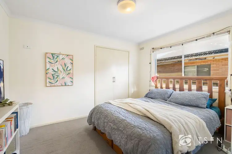 Sixth view of Homely unit listing, 1/27 Marshall Crescent, Kennington VIC 3550
