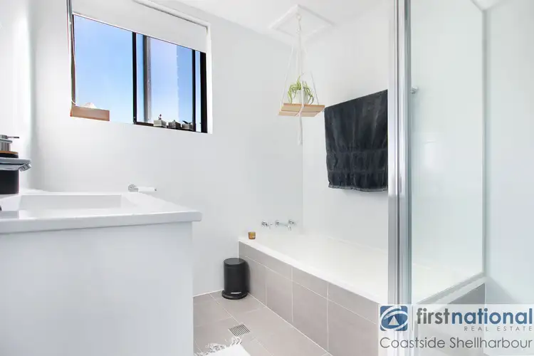 Fifth view of Homely unit listing, 1/7 Windle Street, Lake Illawarra NSW 2528