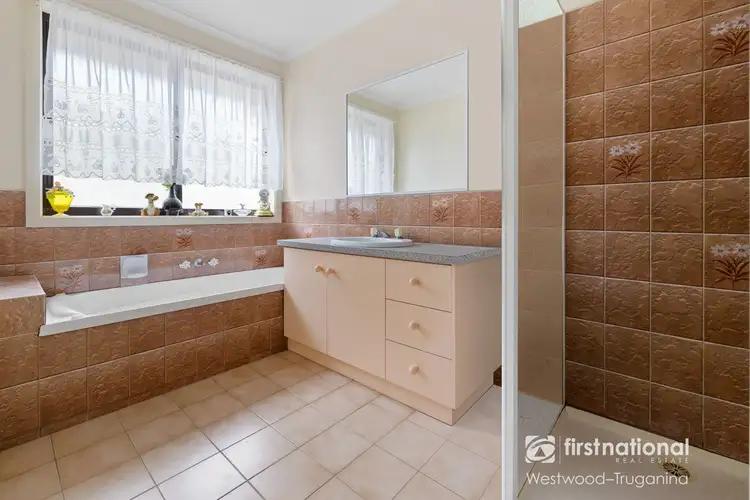Sixth view of Homely house listing, 27 Kathleen Crescent, Hoppers Crossing VIC 3029