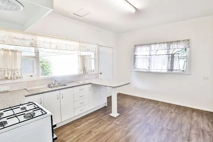 Sixth view of Homely house listing, 4 Albert Street, Mildura VIC 3500