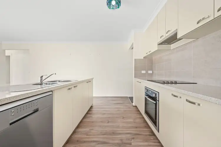 Fifth view of Homely house listing, 3 Jaz Close, Traralgon VIC 3844