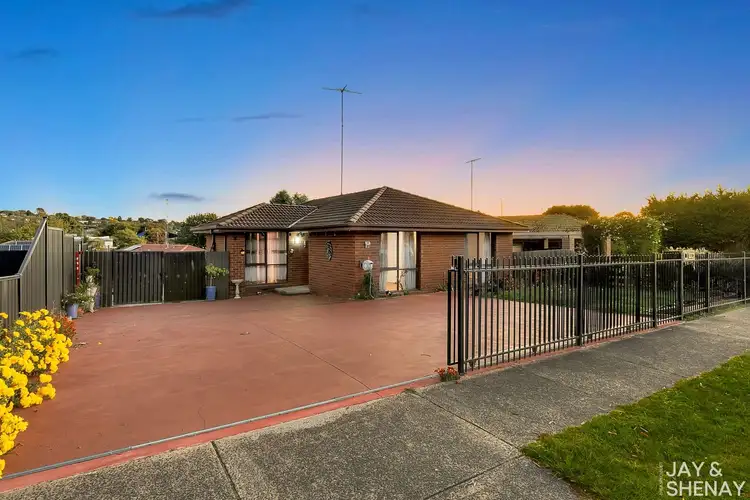 Main view of Homely house listing, 33 Peebles Street, Endeavour Hills VIC 3802