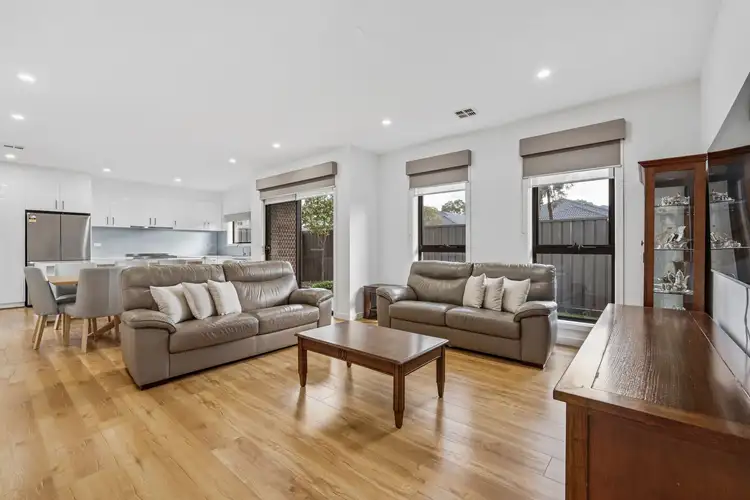Fifth view of Homely house listing, 8 Vivid Way, Craigieburn VIC 3064