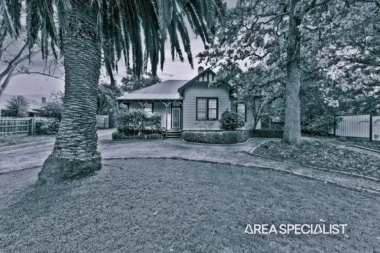 86 Railway Avenue, Garfield VIC 3814