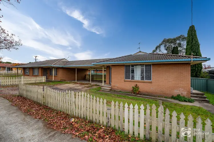 17 Queen Elizabeth Drive, Armidale NSW 2350