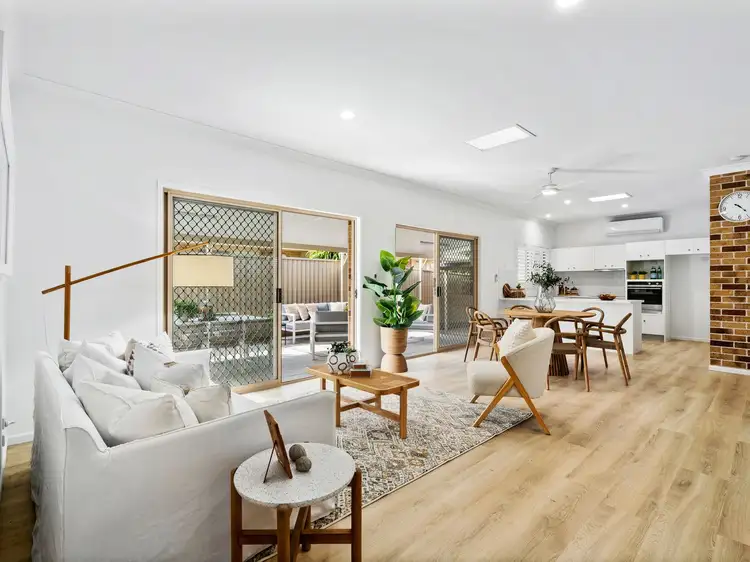 1 Castle Rock Street, Parkwood QLD 4214