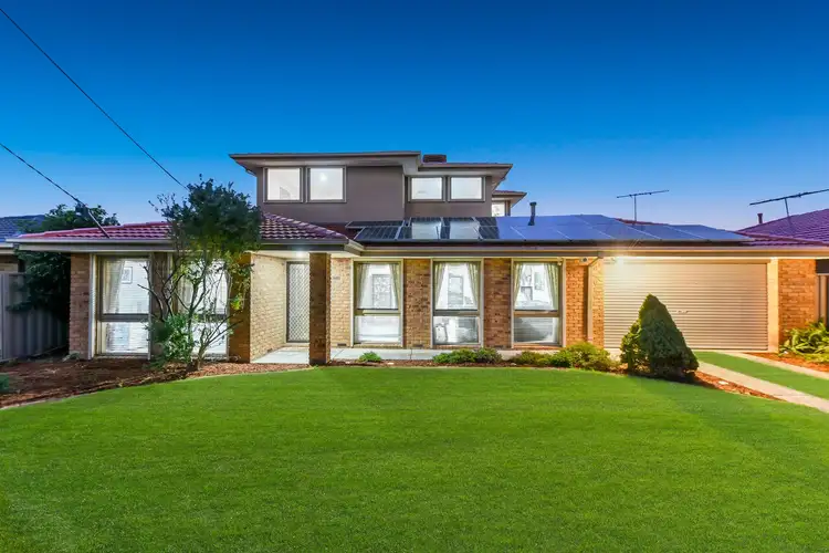 Second view of Homely house listing, 2 Thoonen Court, Keysborough VIC 3173
