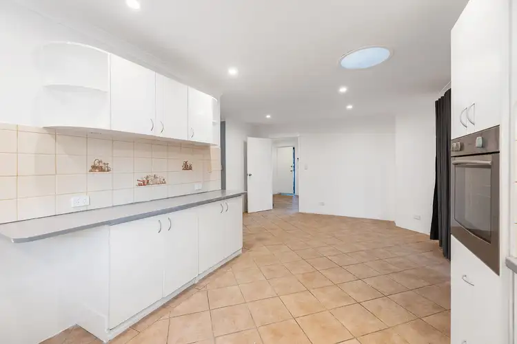 Fifth view of Homely house listing, 38 Whitebread Way, Leda WA 6170