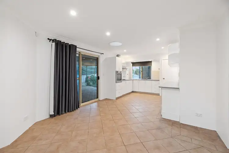 Seventh view of Homely house listing, 38 Whitebread Way, Leda WA 6170