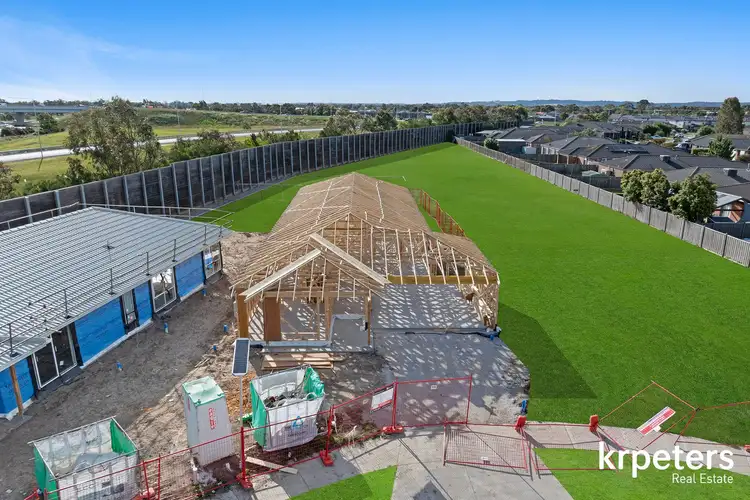 4 Tomer Place, Pakenham VIC 3810