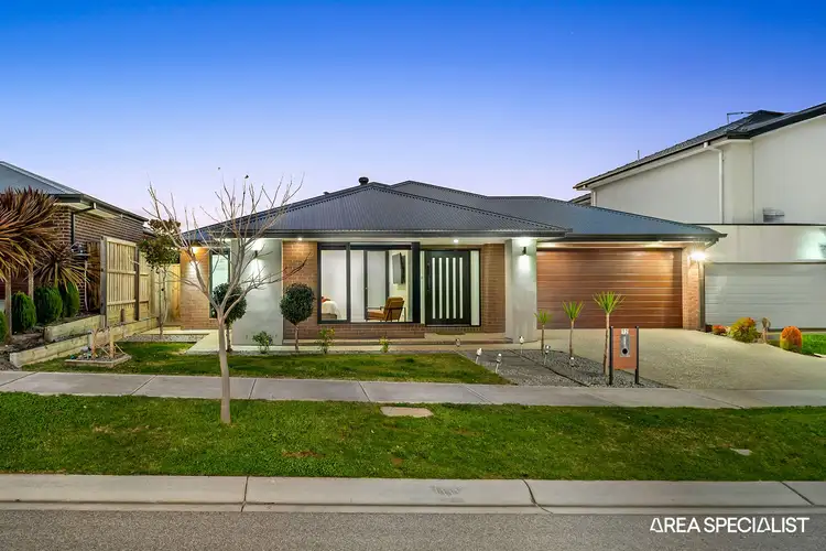 12 Shimar Street, Clyde North VIC 3978