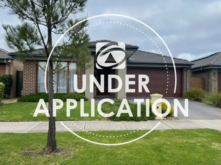 9 Haflinger Avenue, Clyde North VIC 3978