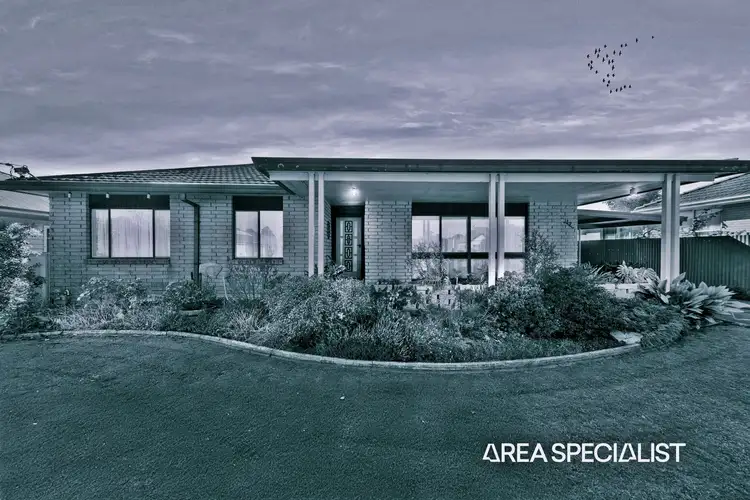 12 Cambridge Street, Lang Lang VIC 3984