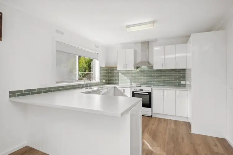 4/9 Sternberg Street, Kennington VIC 3550