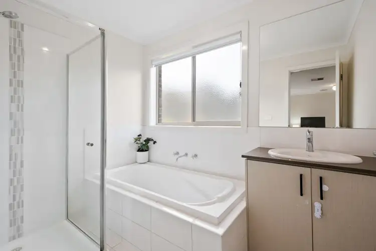 Fourth view of Homely unit listing, 3/10 Cecil Street, North Bendigo VIC 3550
