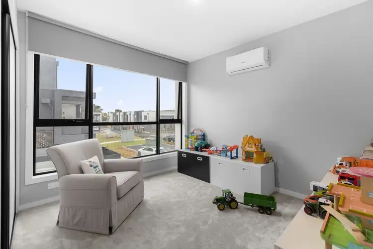 Fifth view of Homely townhouse listing, 21 Calibre Retreat, Keysborough VIC 3173