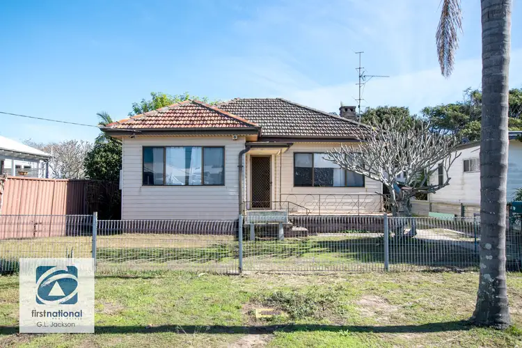 15 Telopea Street