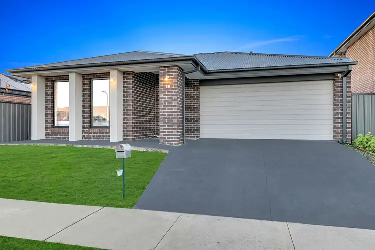 32 Firewheel Road, Kalkallo VIC 3064
