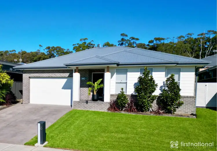 26 Como Avenue, Burrill Lake NSW 2539