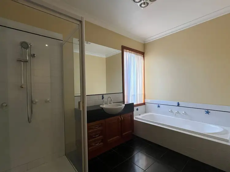 Third view of Homely unit listing, 2/51 Park Road, Maryborough VIC 3465