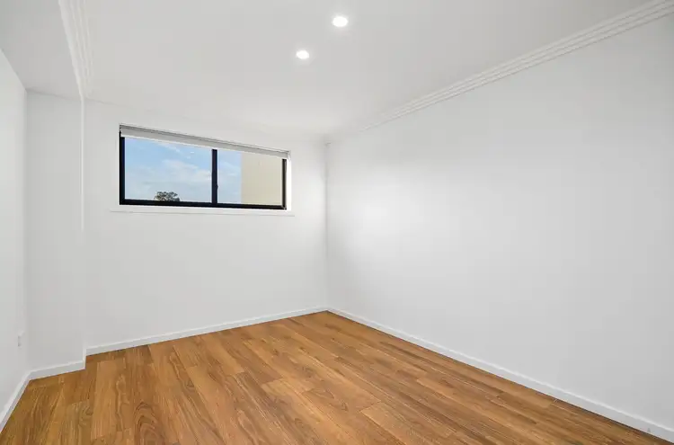 Fifth view of Homely terrace listing, 4/1 Sandown Cl, Casula NSW 2170