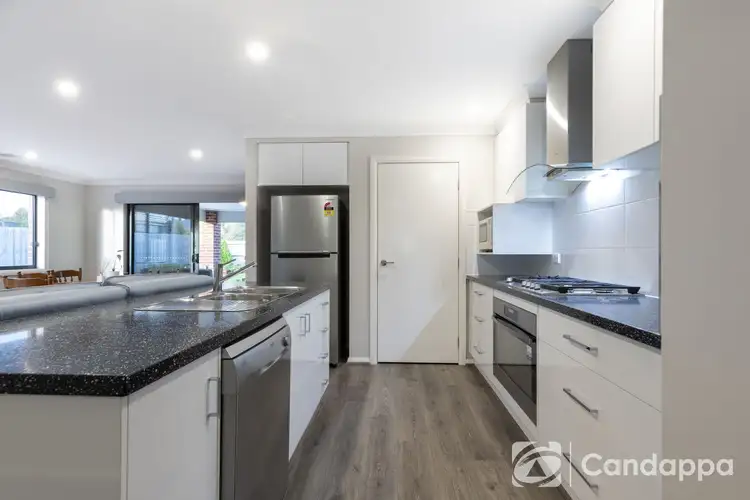 Fifth view of Homely house listing, 9 Pepper Crescent, Drouin VIC 3818