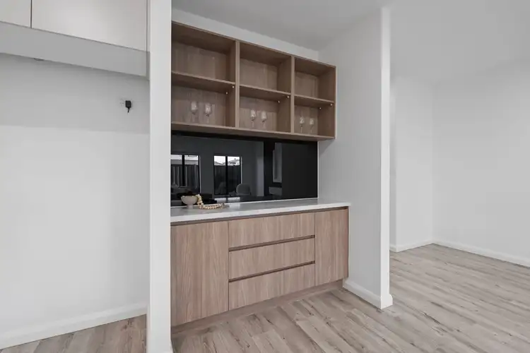 Sixth view of Homely house listing, 74 Mattina Circuit, Greenvale VIC 3059